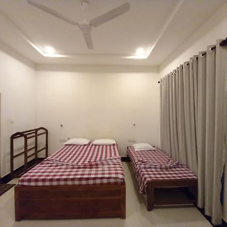 Hotel Krish Калкудах Екстер'єр фото