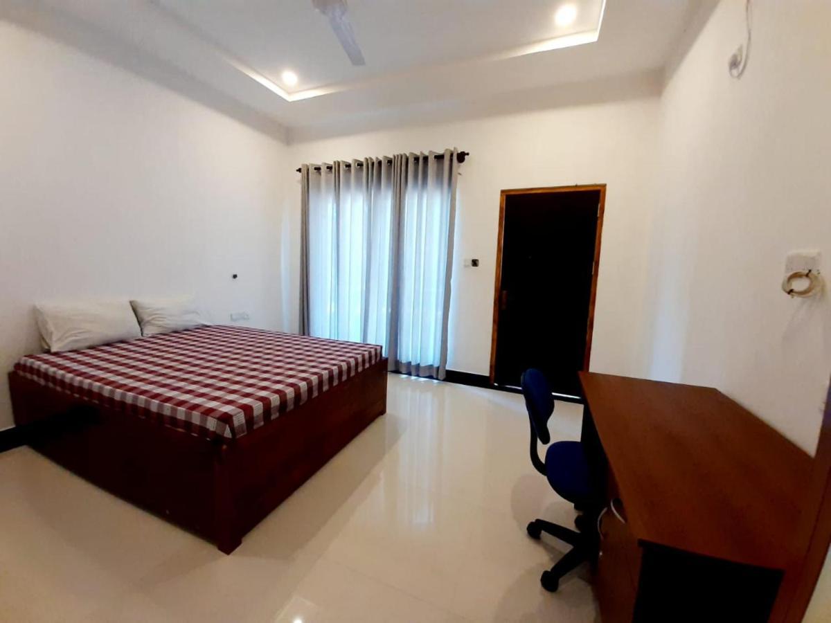 Hotel Krish Калкудах Екстер'єр фото
